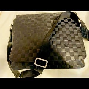 LV laptop bag , embossed azure . 💯 authentic